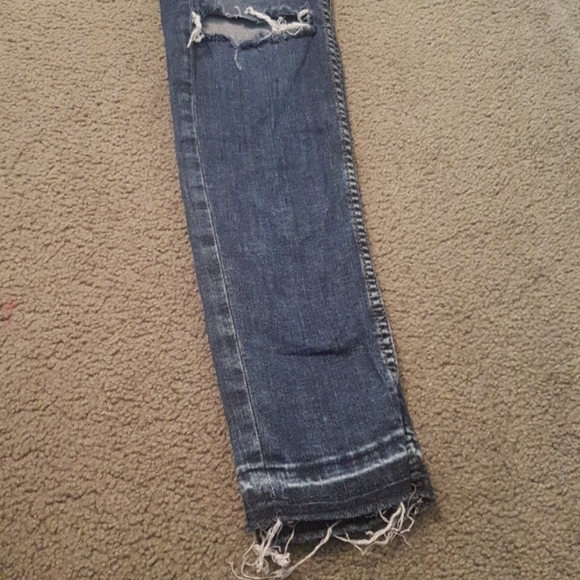 H&M distressed skinny jeans - Picture 10 of 11